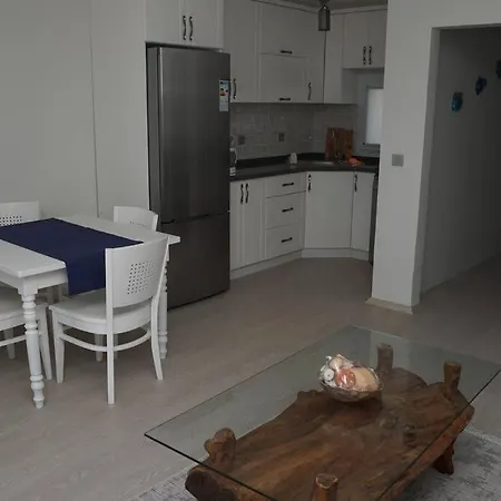 3 Bedroom Triplex With Amazing View In